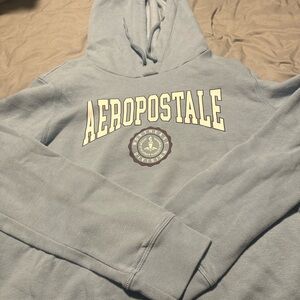 Aero hoodie- size small- excellent condition!